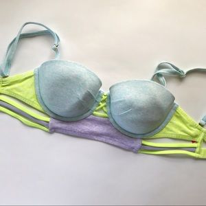 VICTORIAS SECRET Bikini Top